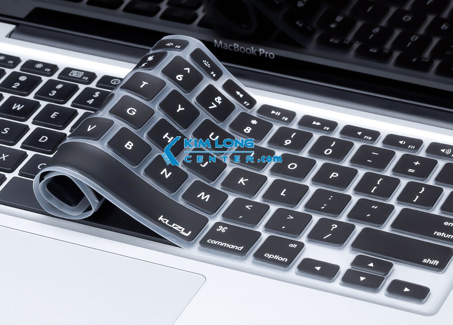 boc-chong-nuoc-cho-laptop